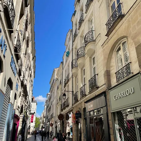 Apartment 2 Pieces De 46 M2 En Plein Coeur De